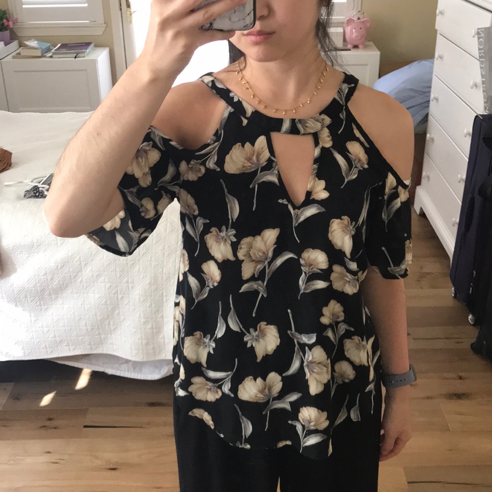 Sienna Sky Blouse | Off the shoulder floral blouse